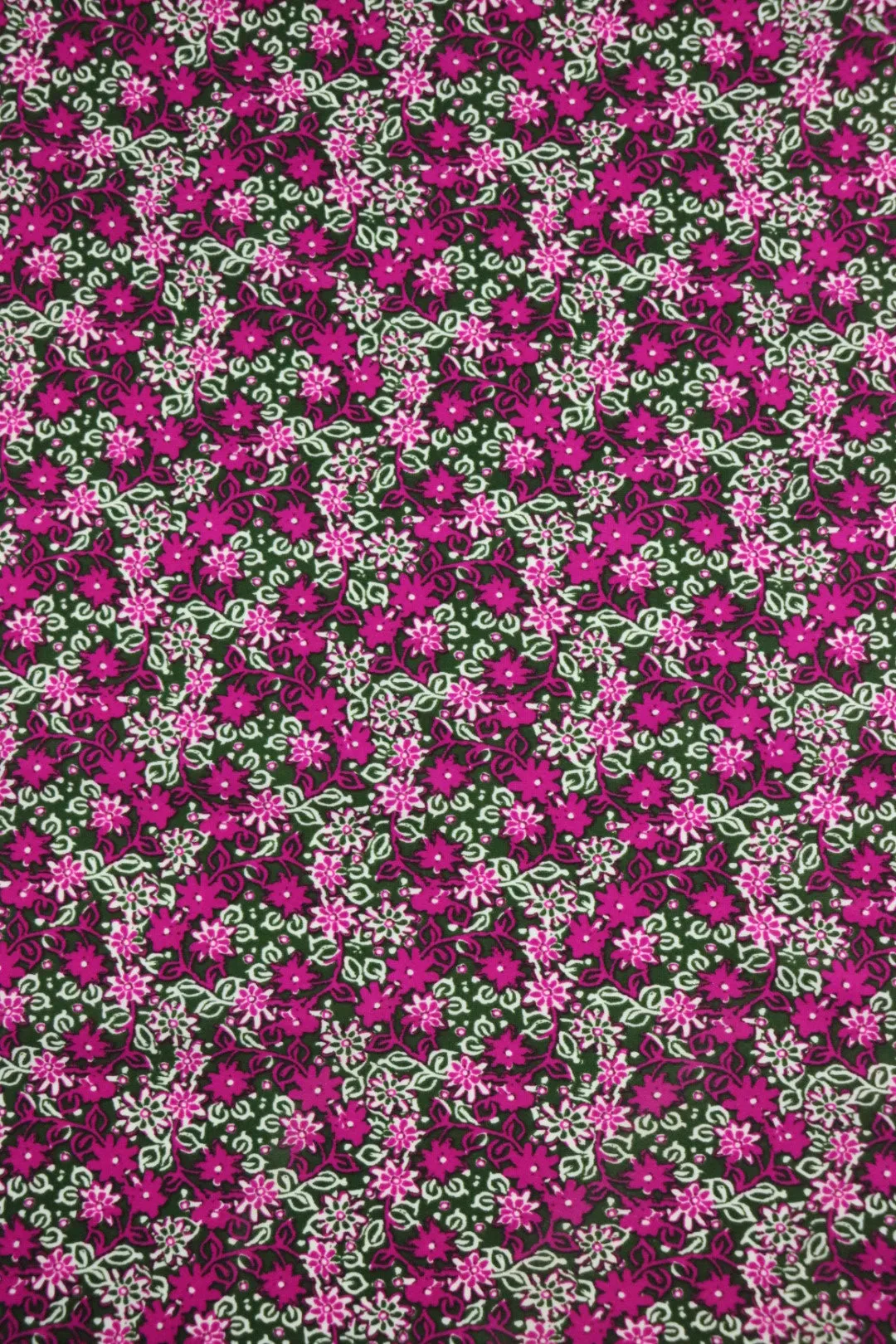 1YD 30IN REMNANT; Magenta Ditsy Floral on Hunter Nylon Spandex Tricot | Designer Deadstock