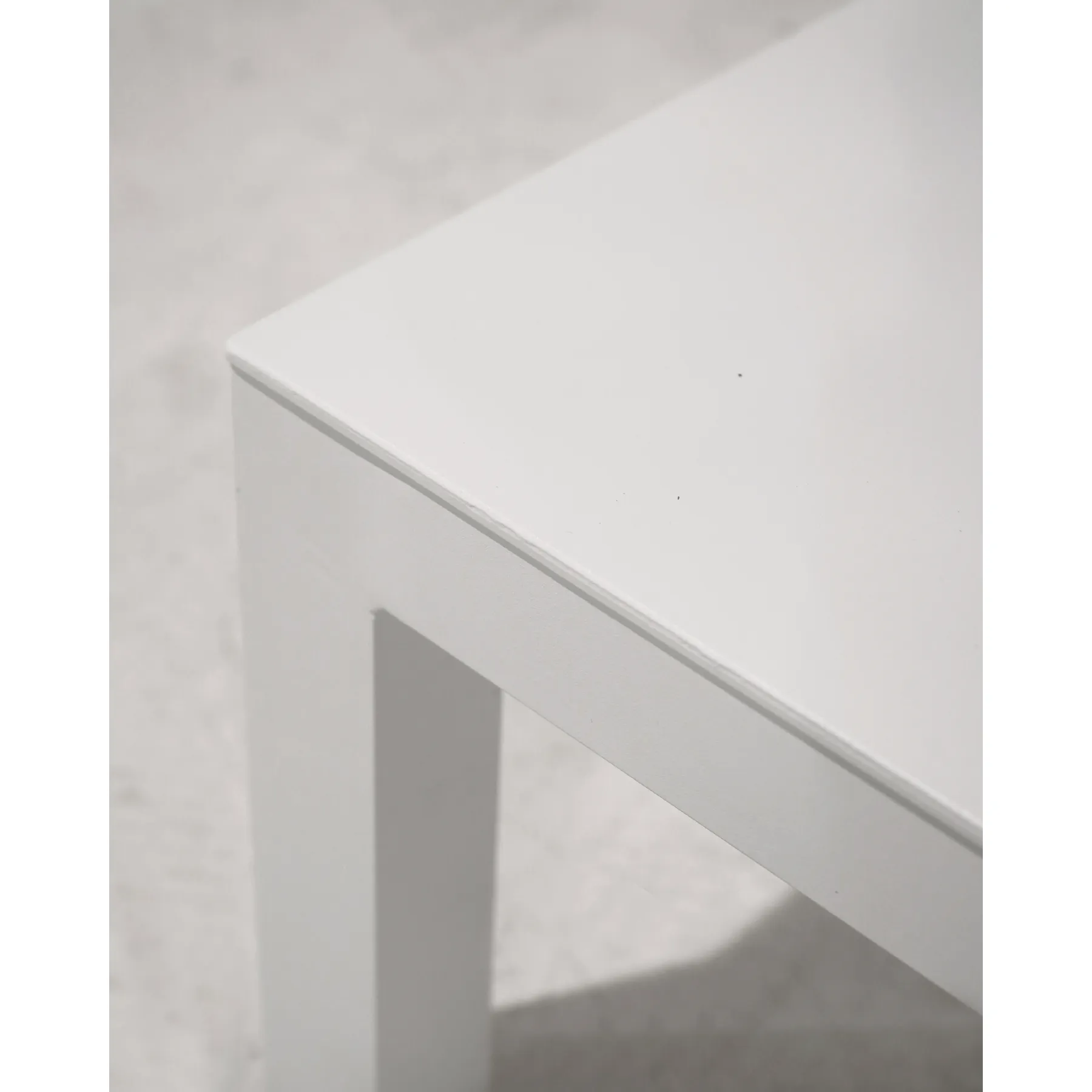 Bala Low White End Table