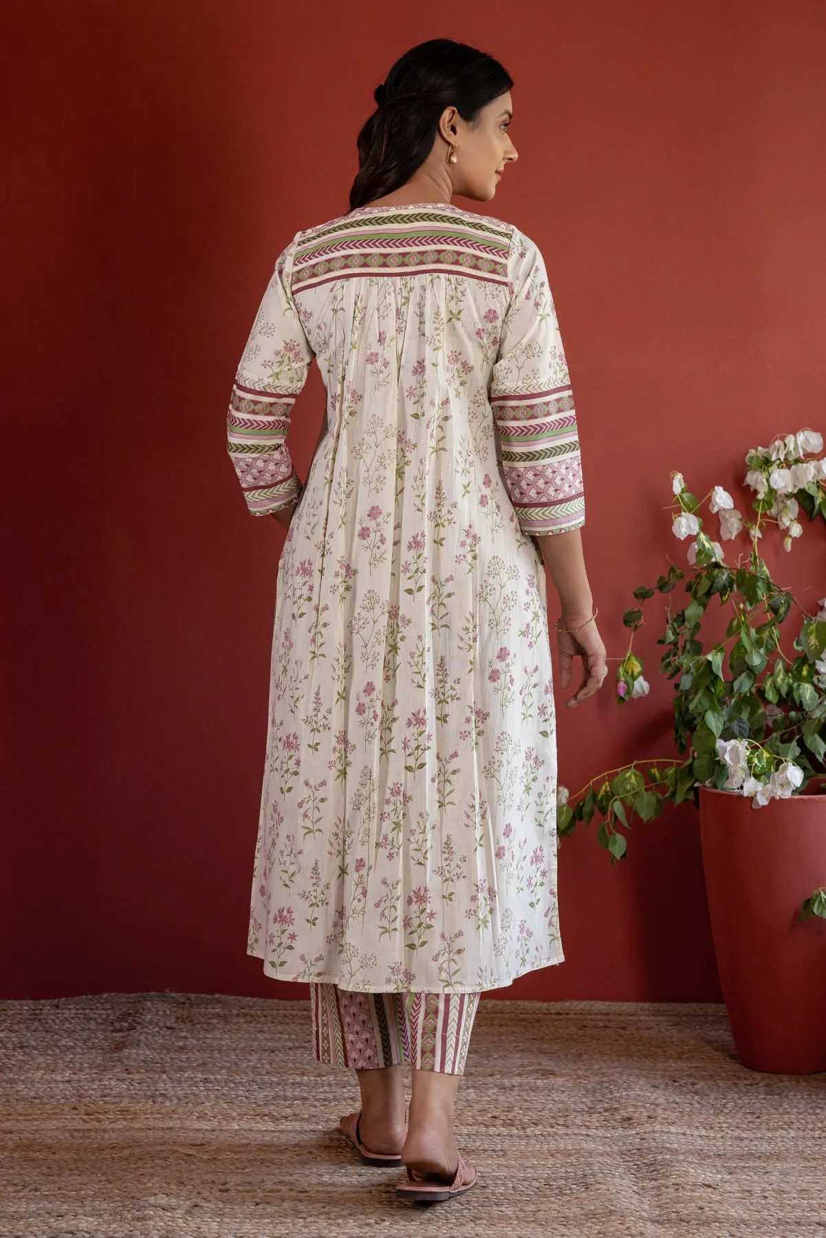 Botanical Gathered Kurta