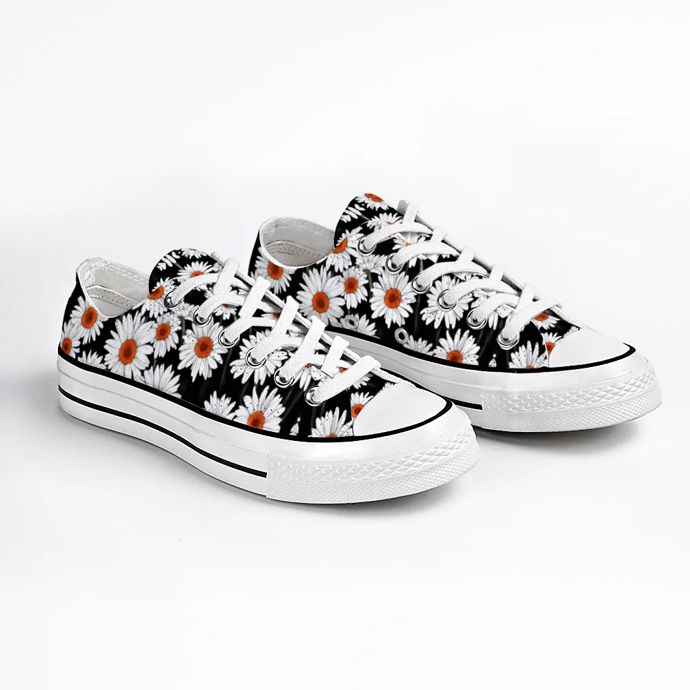 Gerbera Daisy Flowers Collection - Classic Unisex Low Top Canvas Sneakers