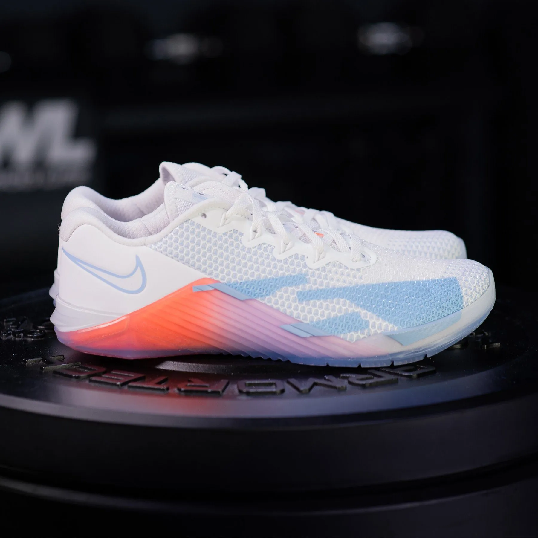 Nike - Metcon 5 Premium Women's Training Shoes - WHITE/PSYCHIC BLUE-HYPER CRIMSON-PINK